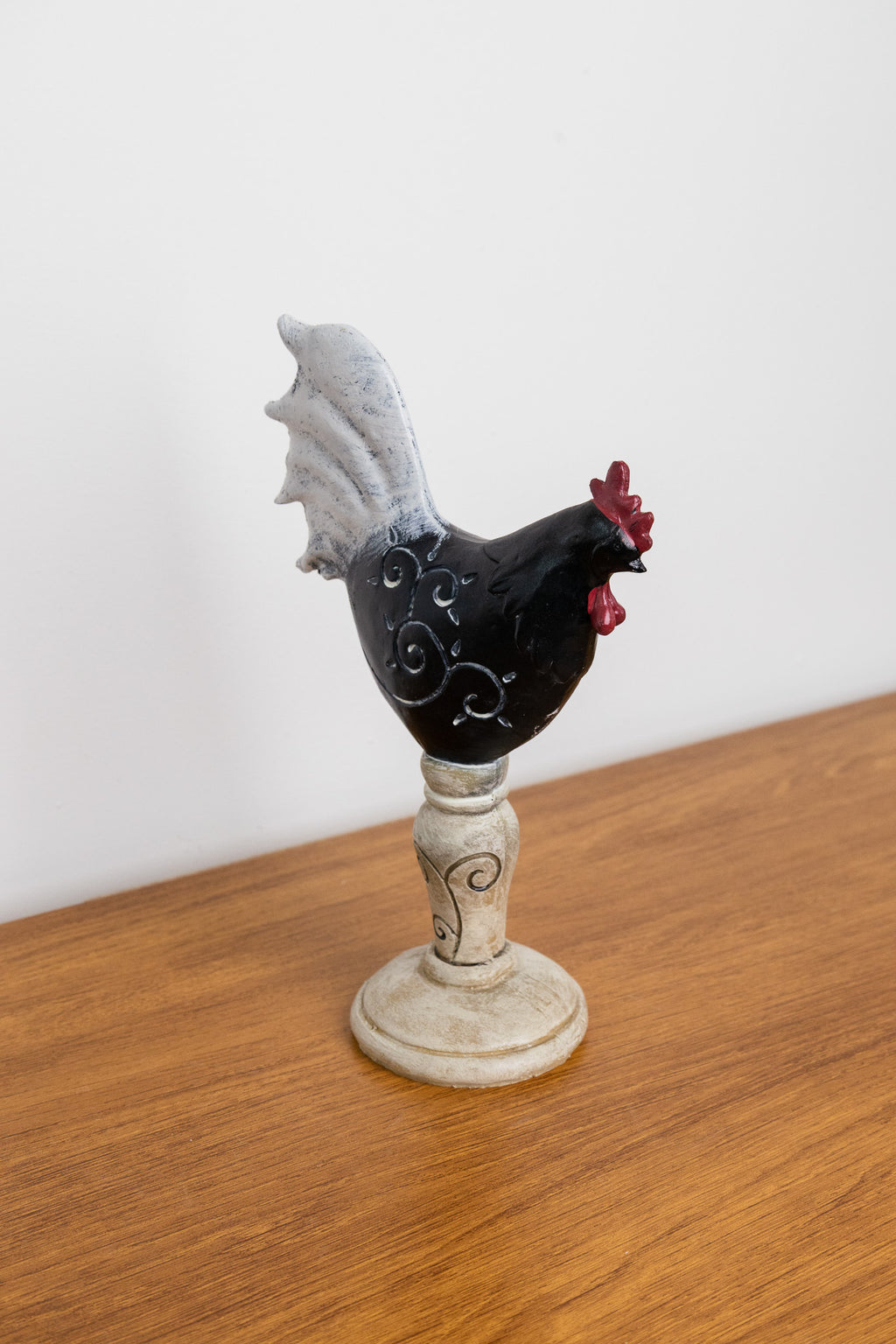 ADORNO GALLO NEGRO