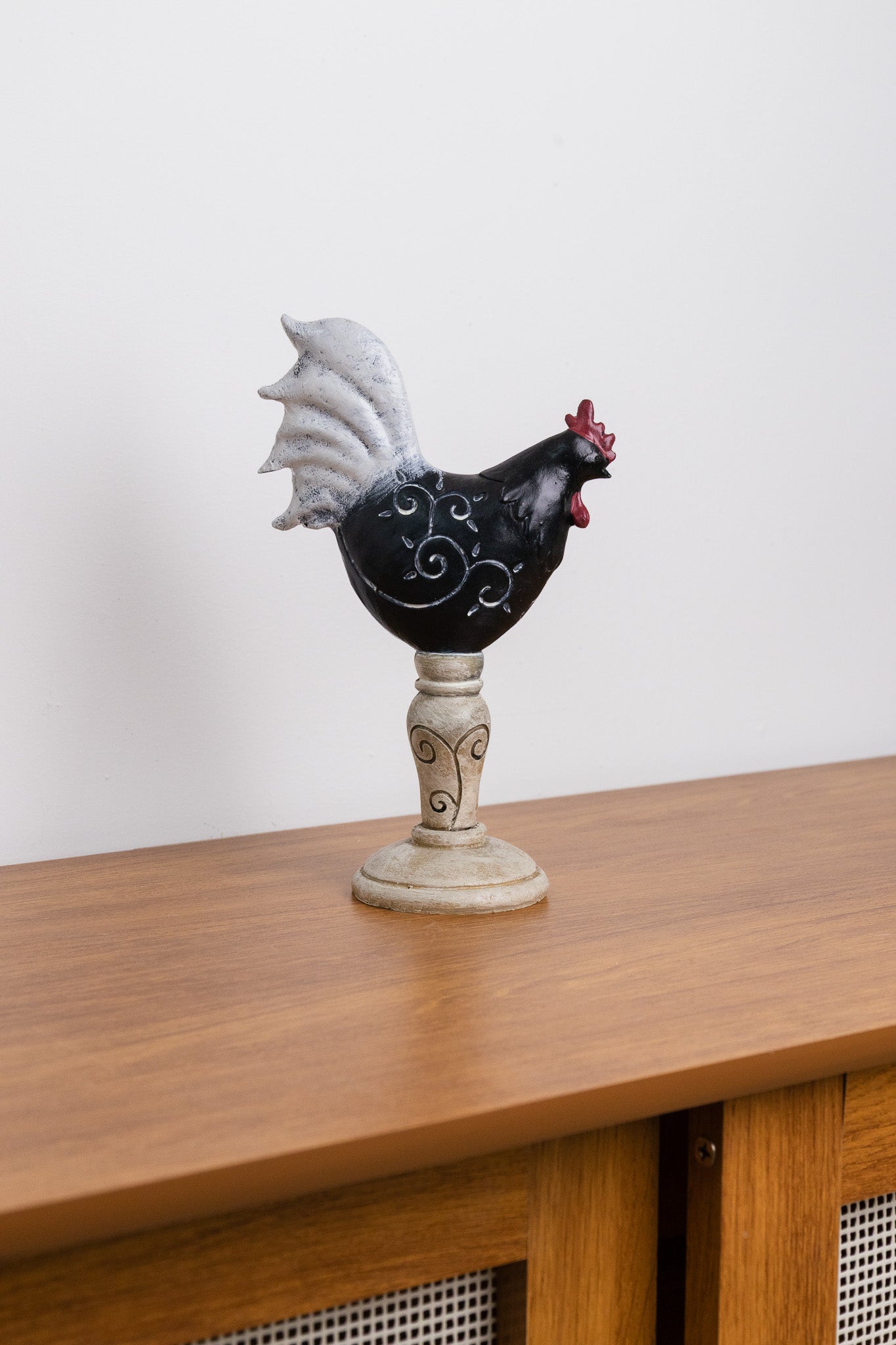 ADORNO GALLO NEGRO