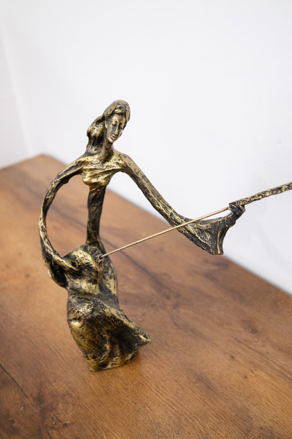 Mujer con instrumento