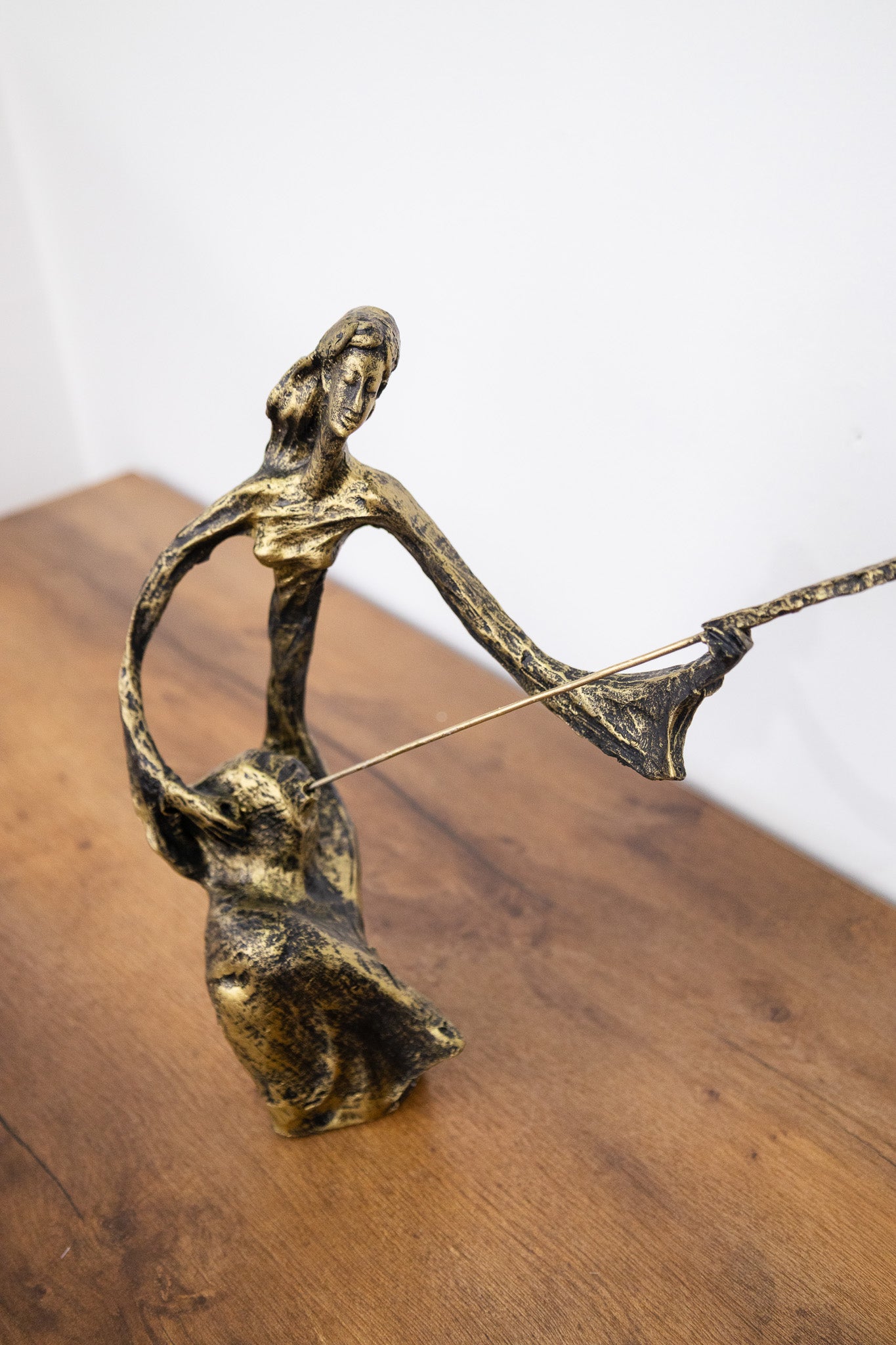 Mujer con instrumento