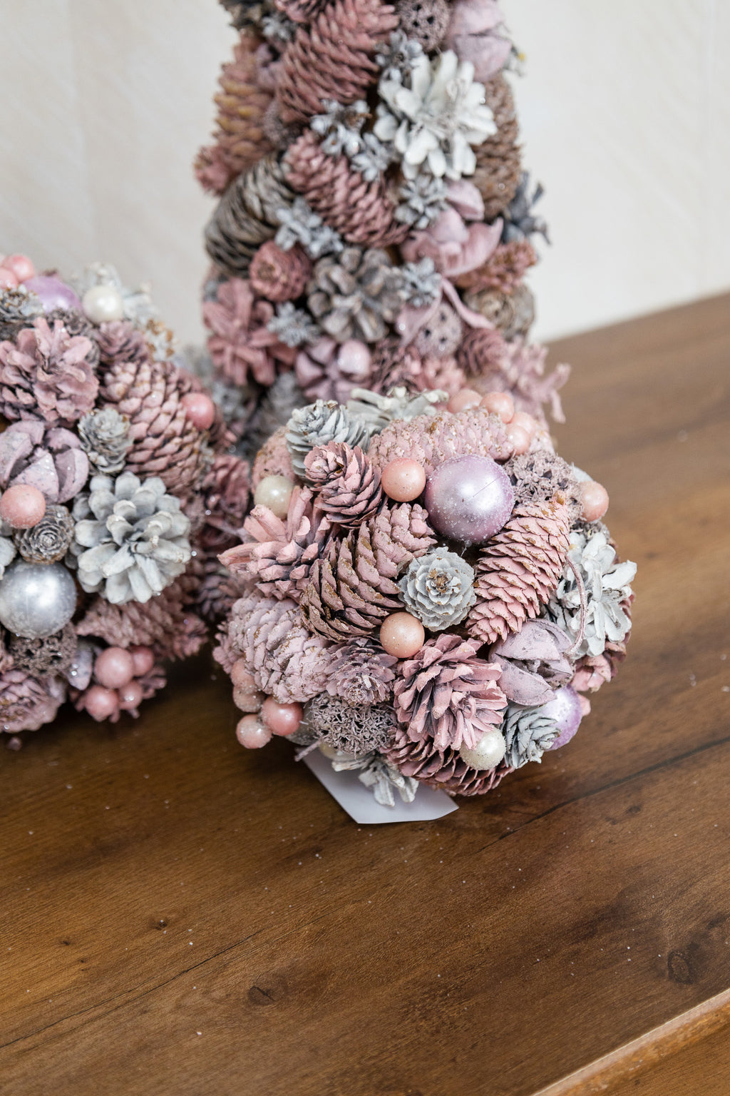 Adornos navideños vintage rosa