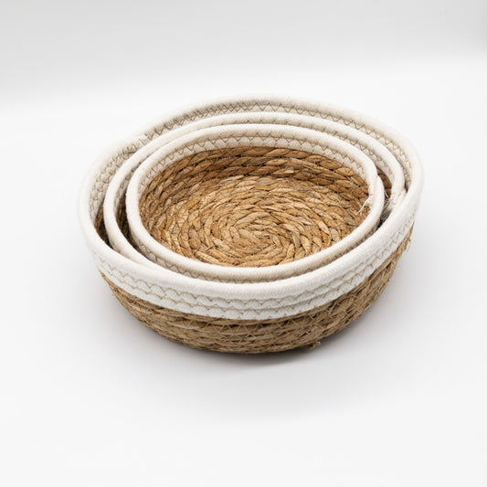 CESTA TEJIDA BLANCA CON BEIGE